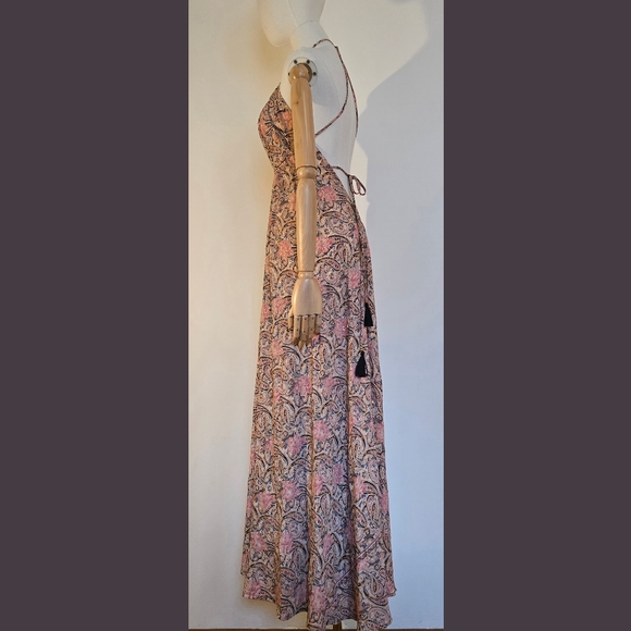 Lara Ethnics Long Backless Multistyle Paisley Dress - Picture 3 of 16